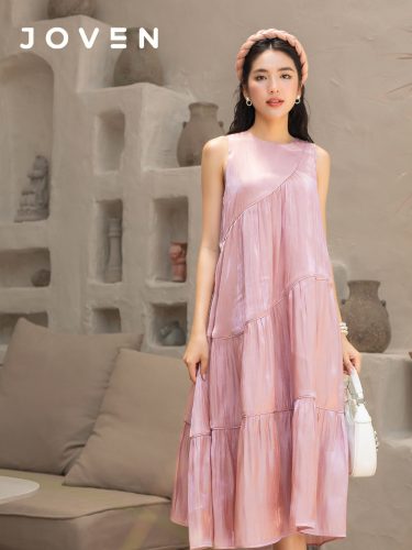 Tegan Organza Tiered Long Straight Dress _JO202.21_Joven Brand_ชุดเดรสยาว Organza 3 ชั้นแนวทแยงที่ดูอ่อนเยาว์หรูหรา