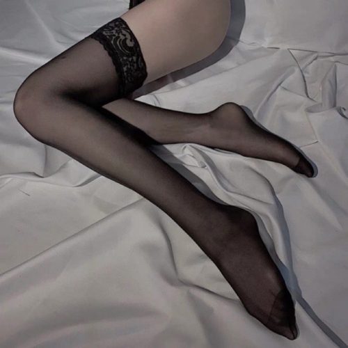 High Sheer Fishnet Socks_LA194.48_ LACE Brand _ถุงเท้าตาข่ายทรงสูงบาง