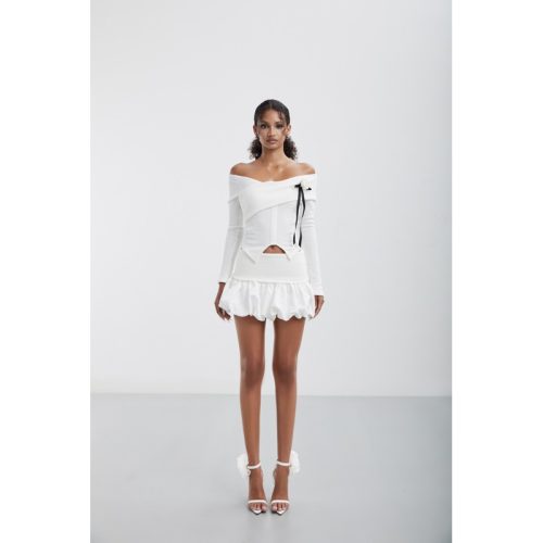 MERCURY Set_Off The Shoulder Top+Mini Skirt_LA194.4_LACE Brand_ชุดสูทผ้าวูลยืดหยุ่น MERCURY เนื้อนุ่ม