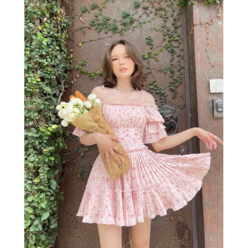 Camila Floral Pattern Mini Dress_RE201.18_RedBean Brand_ชุดเดรสปาดไหล่ลายดอกไม้ Camila