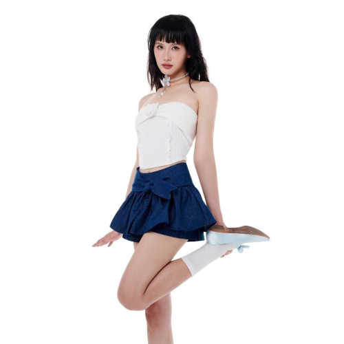 Zizi With Bow Mini Skirt_CA.46.40_Cara Club Brand_กระโปรงสั้นและกางเกงขายาวของผู้หญิง Zizi พร้อมโบว์ผูกบุคลิกภาพ