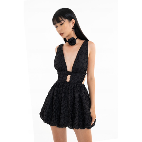 Rina Mini Dress_BV.58.15_B’vilys Brand_ชุดรินะ ทรงสควอช คัตเอาท์ มีแผ่นซับน้ำนมในตัว