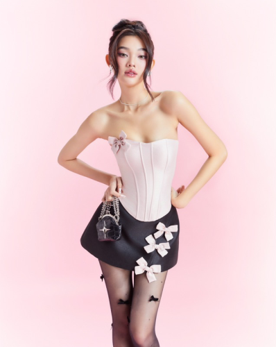 Vera Set_Top+Skirt _LA45.23_Laneci Brand_VERA SET – ชุดเซ็ทเสื้อรัดรูปมีโบว์และกระโปรง