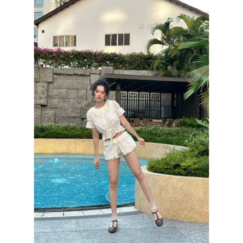 Chu Set_Blouse+Shorts_BV.58.6_B’vilys Brand_ชุดทำจากผ้าปักคุณภาพดี บุหนา 2 ชั้น