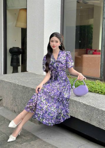 Midi Dress_Neck bow with Holding hands Flared Dress_LA8.12_Lamia Design Brand_เดรสแขนจับจีบคอโบว์