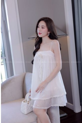 Silk Sundress With Shorts_MA47.9_Masara Brand_เดรสปักลายดอกไม้สีครีม 2 Streets + กางเกง