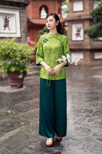 Blouse Top _ The 3-inch long-sleeved dharma suit has a collar _LA8.10_Lamia Design Brand_เครื่องแต่งกายฝรั่งเศสพร้อมแขน 3 ส่วน