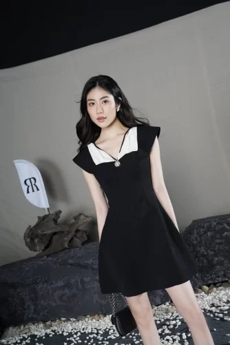 Black V Neck Mini Dress_RA49.2_อาหรับ Brand_PRIME 02