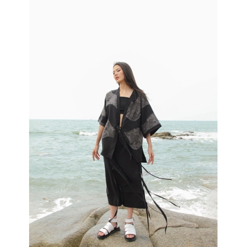 Kimono Waves Coat_HY203.19_Hy Maison Brand_เสื้อกิโมโน Waves หยดไปรอบๆ