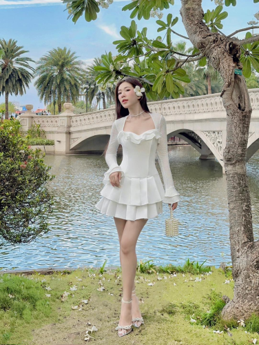 ASHEY DRESS Flared Ruffle Flared Sleeve _SE6.5_Secodee Brand_ ชุดเดรสสำหรับผู้หญิงดีไซน์แขนบานและระบายเป็นชุดเดรสปาร์ตี้หรูหราเพื่อเสริมรูปร่าง ASHEY DRESS