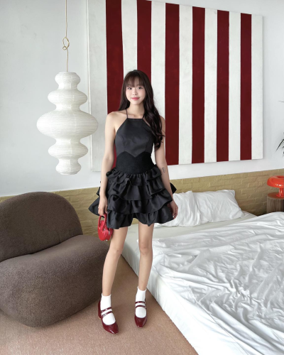 Pleated Halter Neck Tibu Dress_SE6.1_Secodee Brand_ ชุดเดรสคอวีเว้าหลังทรงสวยและทันสมัยมาก TIBU DRESS