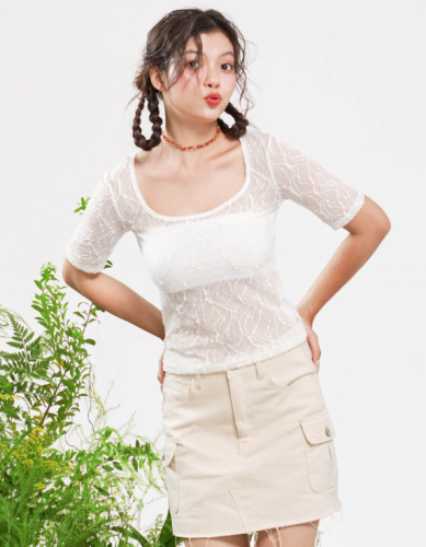 Square Neck_Lace Square Neck Short sleeve Top T0804_Dottie Brand_เสื้อลูกไม้คอเหลี่ยมแขนสั้น