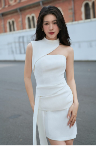 One Sleeve Midi Dress_VD23141_VELLA FASHION Brand_ชุดเดรส Midi ปิดไหล่มีจีบเอว