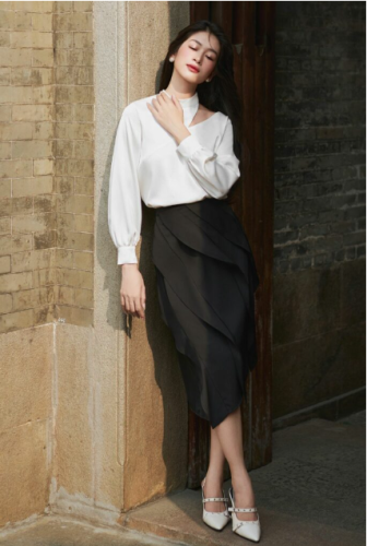 Ruffle Midi Skirt_VV23129_VELLA FASHION Brand_กระโปรงสั้นเอวสูงเซ็กซี่