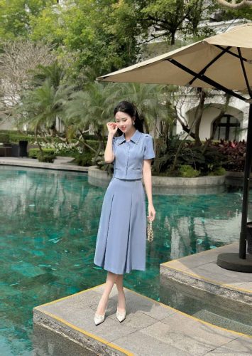 House Dress_ Pleated Skirt With Short-sleeved shirt _LA8.16_Lamia Design Brand_ชุดเสื้อเชิ้ตแขนม้วนพร้อมกระโปรงจับจีบขนาดใหญ่