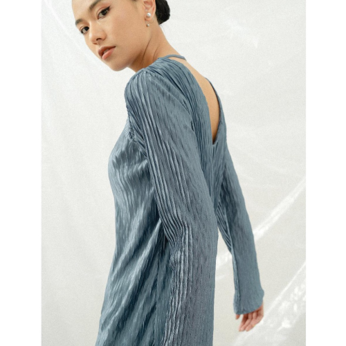 Blue Helene Pleated Dress_CO18.6_Collide Brand_Helene Dress – ชุดเดรสจับจีบสีฟ้า