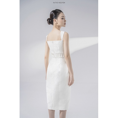 LaRose Sheath Dress_KA26.8_KATIE NGUYEN Brand_เดรสลาโรสติดกระดุมหิน