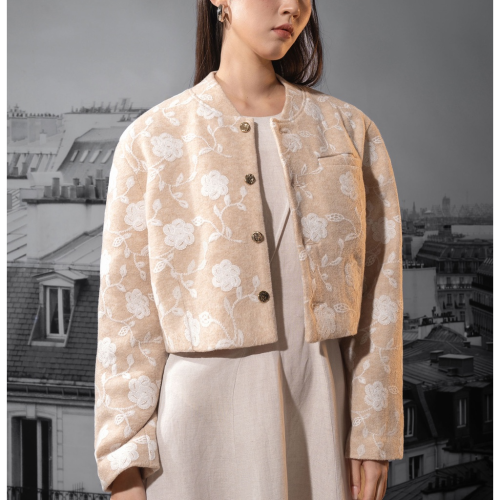 Dahlia Flower Embroidered Jacket _CO18.17_Collide Brand_เสื้อคลุมขนสัตว์ปักลายดอกไม้ Dahlia