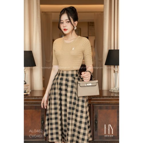 Checkered Midi Skirt_HY_CV0461_HY Design Brand_กระโปรงลายตารางคุณภาพสูง สไตล์โมเดิร์น เรียบหรู