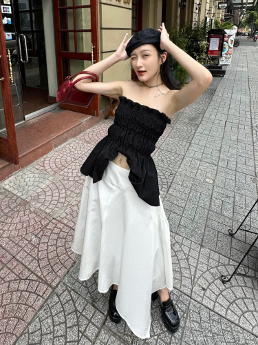 LALA Pleated Maxi Skirt_SI19.6_91 Signature Brand_กระโปรงสีขาวเซที่หรูหรา | LALA SKIRT