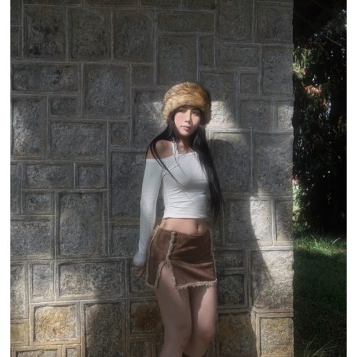 Fur Suede Mini Skirt_TH193.9_Thestan Brand_กระโปรงหนังกลับแต่งขน Fur Skirt