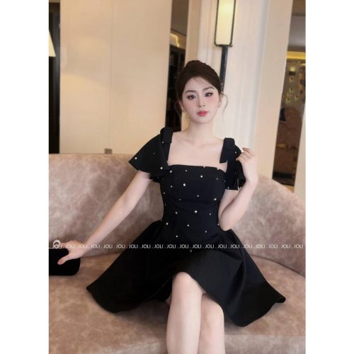 Black Flared Mini Dress With Beaded_JO32.3_JOLI Brand_ชุดเดรสไปงานปาร์ตี้สีดำประดับหิน สวยมาก