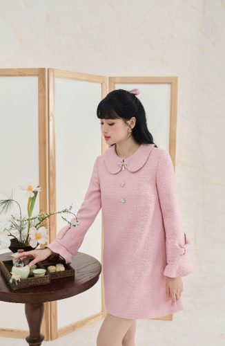 Yen Tweed PeterPan Neck Straight Dress_JO24.7_JOIE DES ROSES Brand_Dress tweed คอบัว Yen Dress