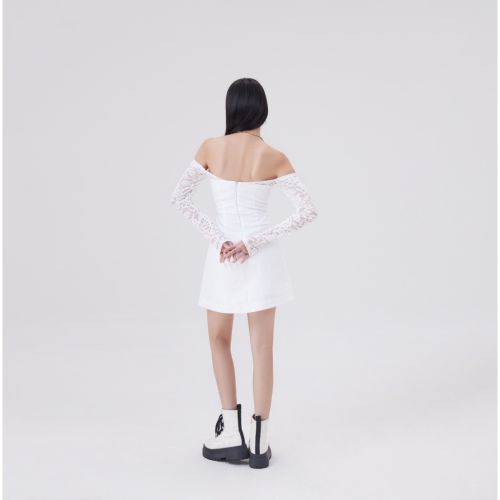 Off The Shoulder Long Sleeve LOUISA Body Dress With Bow_SE6.9_Secodee Brand_ เดรสแขนยาวดีไซน์เว้าหลังเย้ายวน ชุดเดรสบอดี้คอนแขนยาวปิดไหล่ประดับโบว์หรูหรา LOUISA DRESS