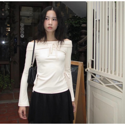 Cream Maid Long Sleeve Top_19 61.2_1988 Brand_เสื้อแขนยาวสีครีม cream maid