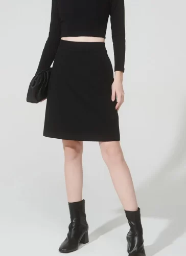 Nara Black A Line Skirt_MI100.19_Miki Classic Brand_เดรสยาวทรงเอสีดำนารา