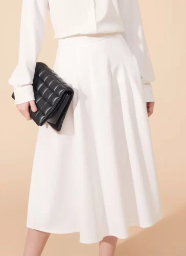 Venny White Midi Skirt_MI100.9_Miki Classic Brand_ชุดเดรสยาวเอว Venny Ben สีขาว