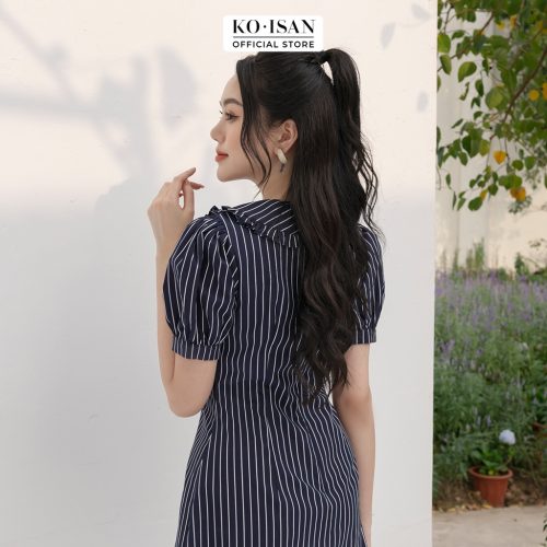 Puff Sleeve Plaid Flared House Dress_21056683_KOISAN Brand_ชุดเดรสผู้หญิงสวยหรู แต่งแถบแนวตั้ง ดีไซน์คล้ายผู้หญิง แขนบาน