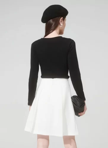 Naris White Pleated Skirt_MI100.18_Miki Classic Brand_นริศเดรสยาวจับจีบสีขาว