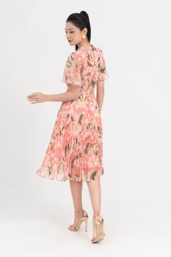 Floral Pattern Pleated Midi Dress_IV115.2_IVY MODA Brand_เดรสพลีทลายดอกไม้