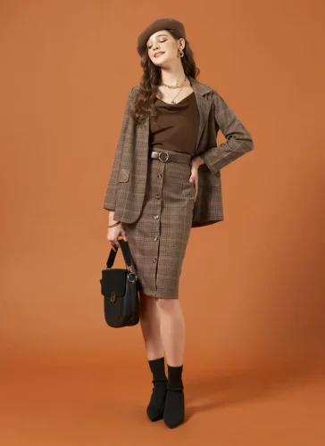 Caro Slim Fit Midi Skirt_MI100.12_Miki Classic Brand_ชุดเดรส Midi Checkered Slim