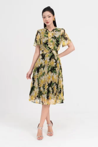 Floral Pattern Pleated Midi Dress_IV115.2_IVY MODA Brand_เดรสพลีทลายดอกไม้