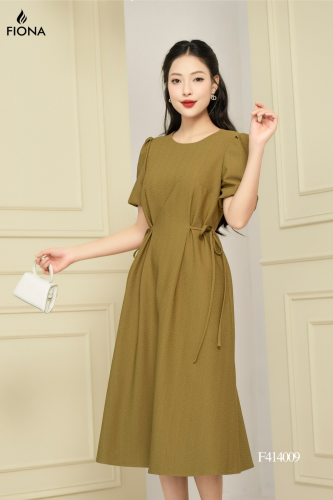 Puff Sleeve Flared Midi Dress_FI88.12_FIONA Brand_เดรสทรงตรง ผูกโบว์ที่เอวทั้งสองข้าง แขนพอง