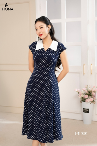 Polka Dots Flared Midi Dress_FI88.14_FIONA Brand_เดรสบานลายจุด คอปกสีขาว เข็มขัดถอดได้