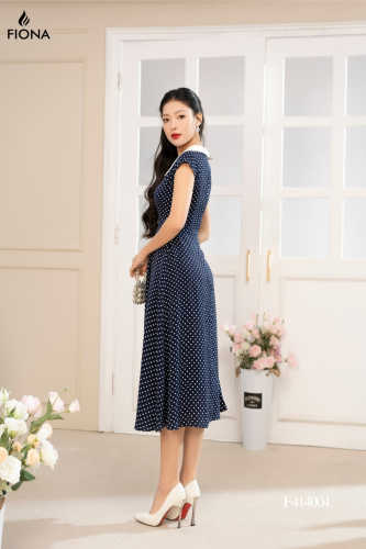 Polka Dots Flared Midi Dress_FI88.14_FIONA Brand_เดรสบานลายจุด คอปกสีขาว เข็มขัดถอดได้