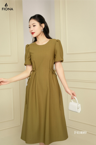 Puff Sleeve Flared Midi Dress_FI88.12_FIONA Brand_เดรสทรงตรง ผูกโบว์ที่เอวทั้งสองข้าง แขนพอง