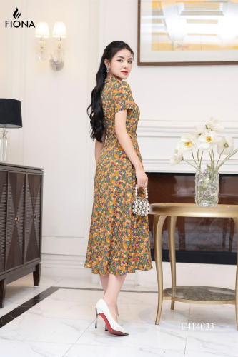 V Neck Silk Flared House Dress_FI88.3_FIONA Brand_เดรสบาน ผ้าไหมลายดอกไม้ คอบัว วีเปิด