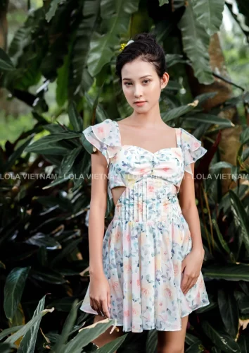 Square Neck Floral Pattern Flared Pleated Mini Dress_LO76.18_LOLA Brand_เดรสผูกดอกไม้