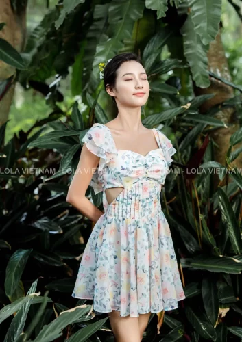 Square Neck Floral Pattern Flared Pleated Mini Dress_LO76.18_LOLA Brand_เดรสผูกดอกไม้