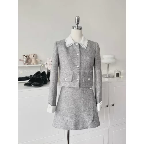 Set Tweed Jacket and A-line Tweed Skirt_ME31.16.1_Méli Brand_เสื้อแจ็คเก็ตเท็กซ์สีพริกไทยคอปกลูกไม้ – กระโปรงเท็กซ์ทรงเอพริกไทย