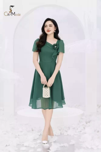 Dark Green Flared Midi Dress Tie Bow_CI135.6_ Citi Mode Brand_ชุดเดรสสีฟ้าประดับด้วยดอกไม้