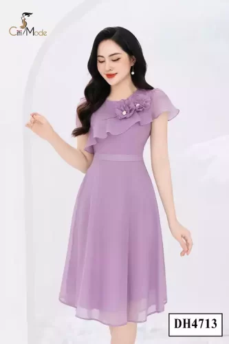 Purple Silk Flared Midi Dress With Ruffle_CI135.16_ Citi Mode Brand_ชุดเดรสลายดอกไม้สีม่วงประดับด้วยดอกไม้