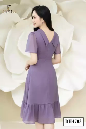 Purple Chiffon Flared Midi Dress With Bow_CI135.18_ Citi Mode Brand_ชุดเดรสผ้าชีฟองสีม่วงคอปกผูกโบว์