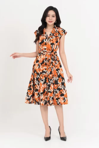 Floral Pattern Flared Midi Dress_IV115.16_IVY MODA Brand_เดรสแขนกุดลาย