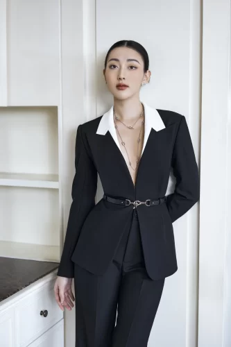 Anda Deep V-neck Blazer_LA68.9_L’allée Brand