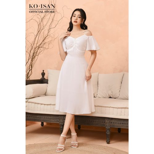 Off The Shoulder Flared Midi A Line Dress_21056603_KOISAN Brand_ชุดเดรสเปิดไหล่สองชิ้นที่ดูเป็นผู้หญิงและหรูหราพร้อมดีเทลโบว์บาน